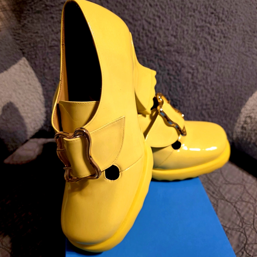 ☀️☀️Stop Ii Sosta☀️☀️John Fluevog Size 11W Bright Yellow Mary Jane Heels
